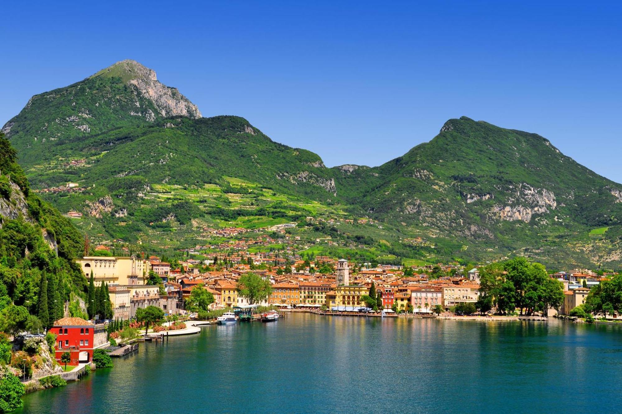 Casa Azzurra 150Mt From Lake - Happy Rentals Riva del Garda Bagian luar foto